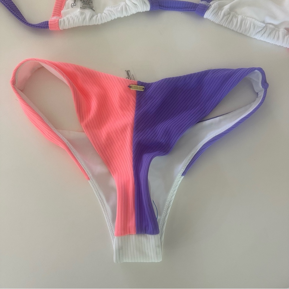 NWOT Beach Bunny Colorblock Bikini in Purple, White, and Pink M - Picture 8 of 9